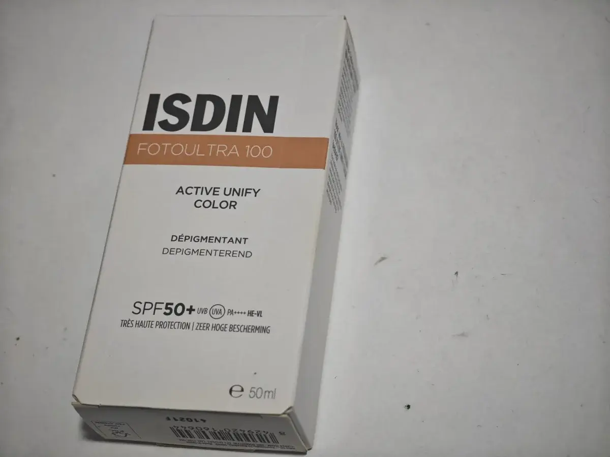 ISDIN FotoUltra Active Unify Color Fusion Fluid SPF50+ 50 ml - vue 3